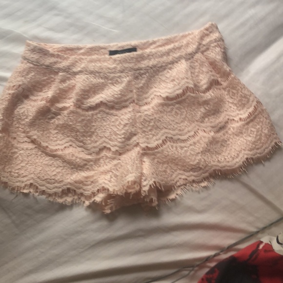 Forever 21 Pink crochet/lace shorts M - Picture 2 of 4